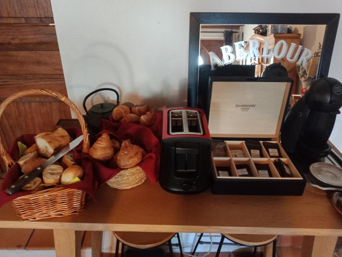 La Briarde Triple Pdj Panzió Boissy-le-Chatel Kültér fotó